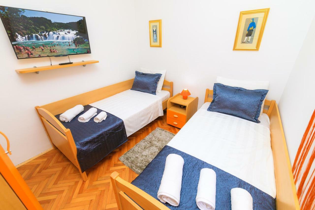 Kaštela Holiday Home Obrov מראה חיצוני תמונה