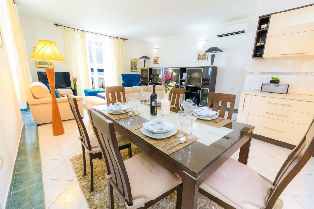 Kaštela Holiday Home Obrov מראה חיצוני תמונה